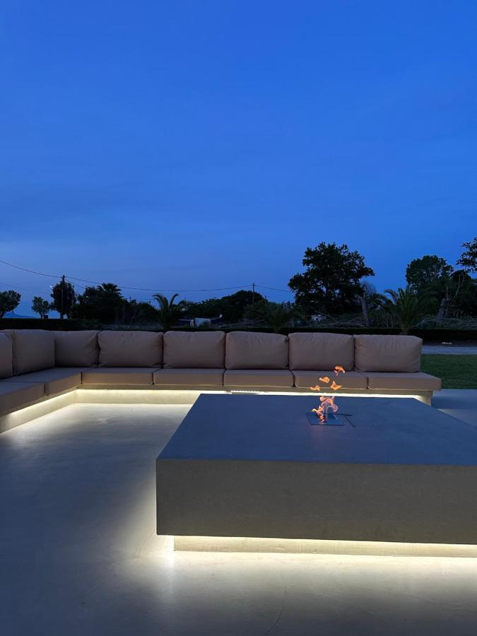 Apolonio Pefki Evia Aparthotel ภายนอก รูปภาพ