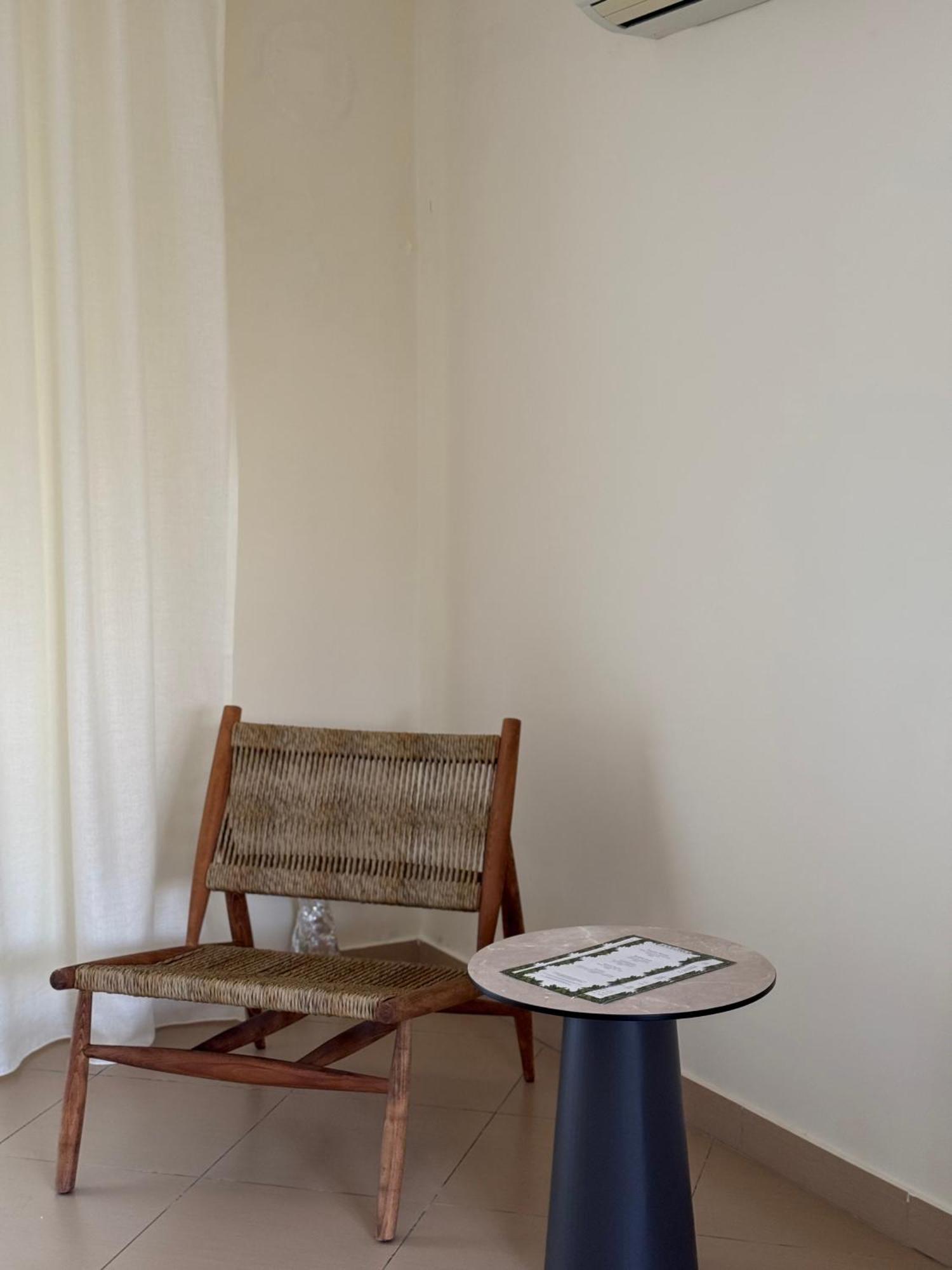 Apolonio Pefki Evia Aparthotel ภายนอก รูปภาพ