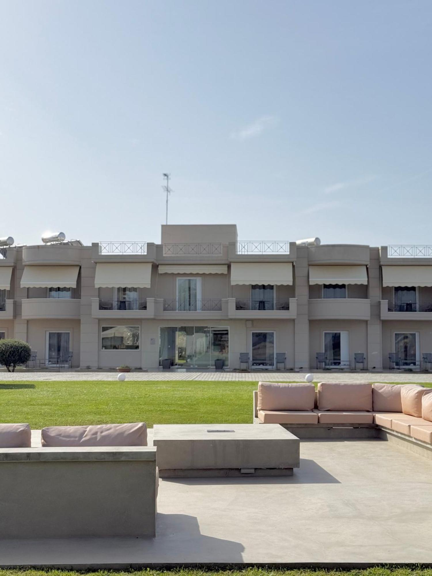 Apolonio Pefki Evia Aparthotel ภายนอก รูปภาพ