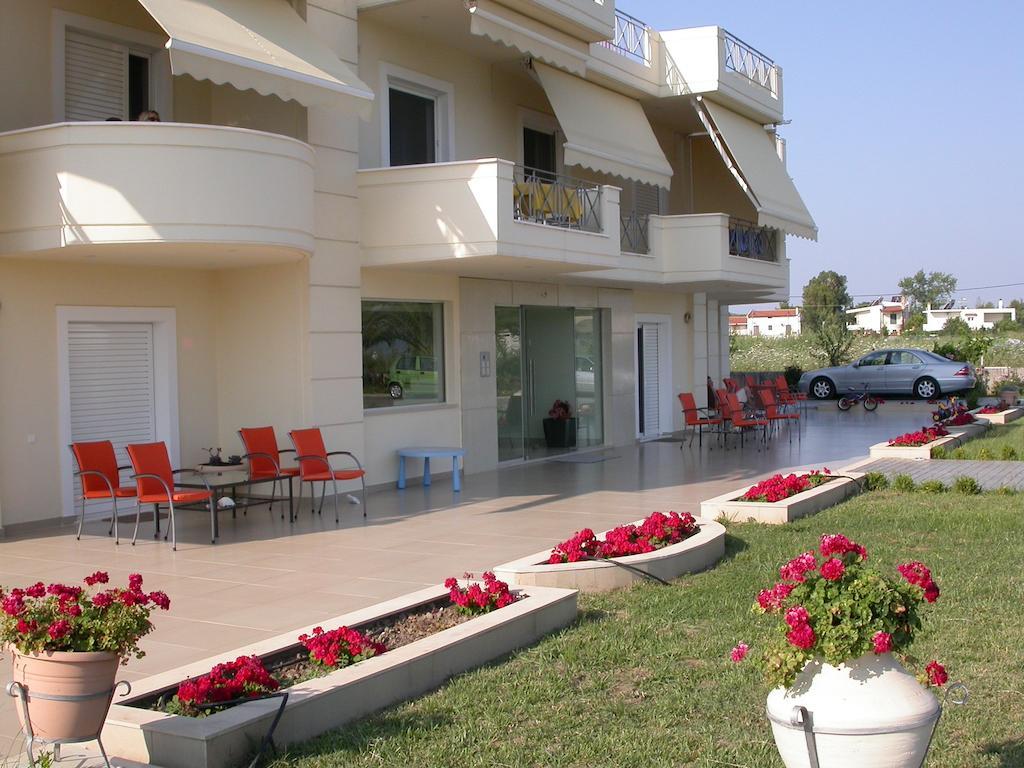 Apolonio Pefki Evia Aparthotel ภายนอก รูปภาพ